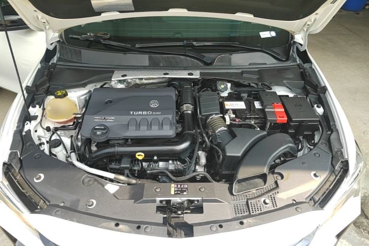 Used Buick Verano 2023 Pro GS Hunter Wind Edition Engine Bay