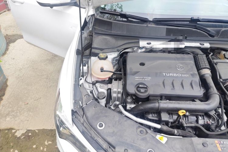Used Buick Verano 2023 Pro Enjoyment Edition Engine Bay Right