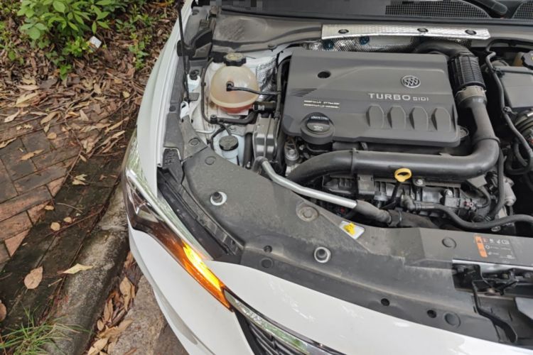 Used Buick Verano 2023 Pro Enjoyment Edition Engine Bay Right