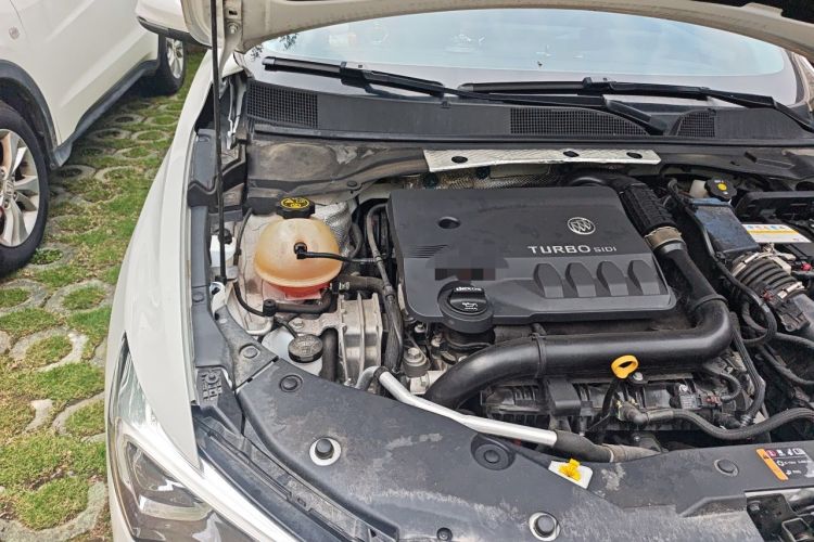 Used Buick Verano 2023 Pro Enjoyment Edition Engine Bay Right