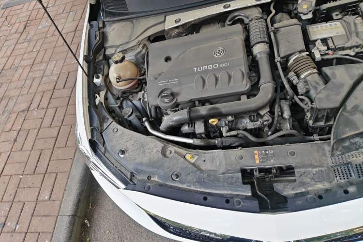 Used Buick Verano 2023 Pro Enjoyment Edition Engine Bay Right