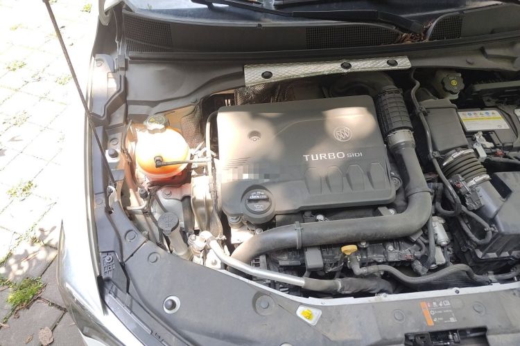 Used Buick Verano 2023 Pro Enjoyment Edition Engine Bay Right