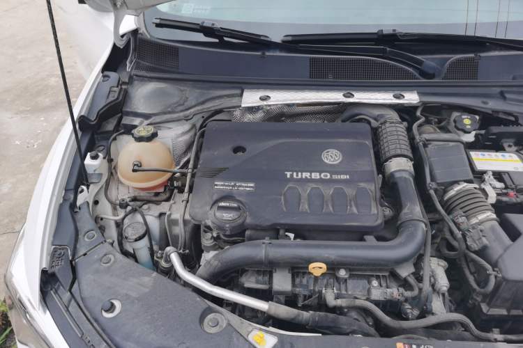 Used Buick Verano 2023 Pro Enjoyment Edition Engine Bay Right
