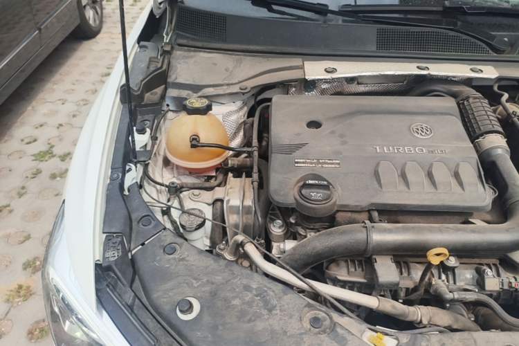 Used Buick Verano 2023 Pro Enjoyment Edition Engine Bay Right