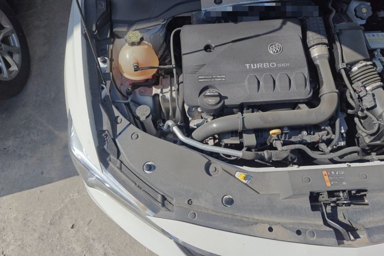 Used Buick Verano 2023 Pro Enjoyment Edition Engine Bay Right