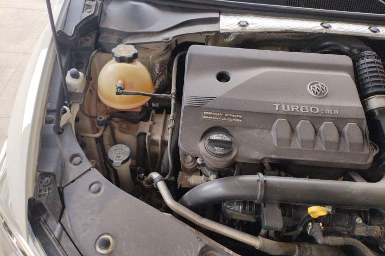Used Buick Verano 2023 Pro Enjoyment Edition Engine Bay Right
