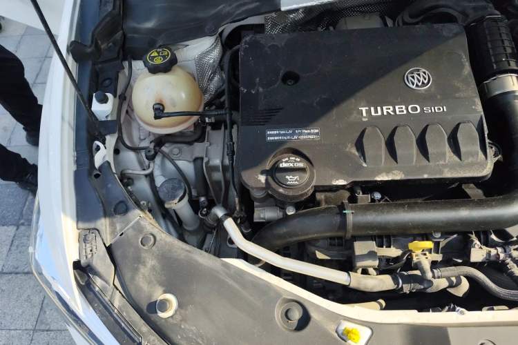 Used Buick Verano 2023 Pro Enjoyment Edition Engine Bay Right