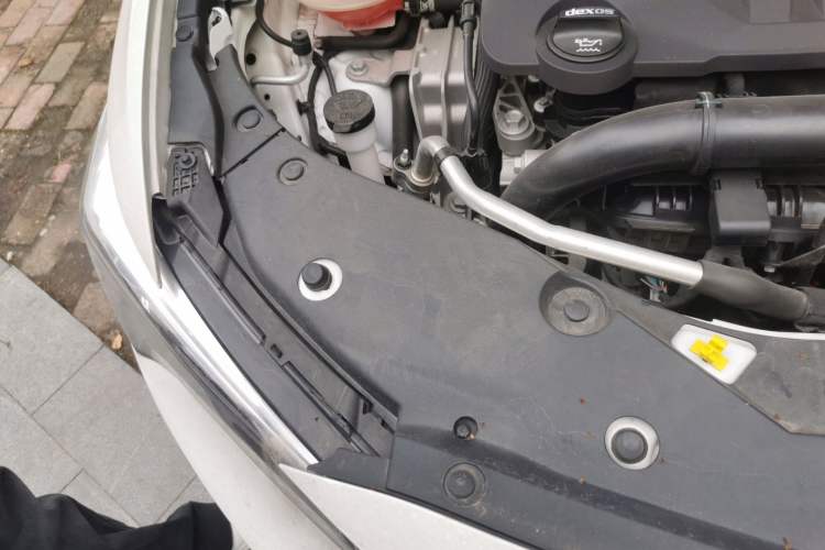 Used Buick Verano 2023 Pro Enjoyment Edition Engine Bay Right