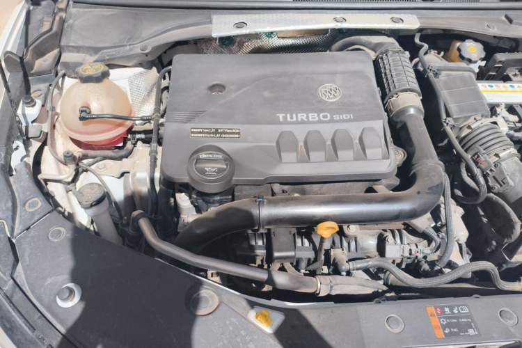 Used Buick Verano 2023 Pro Enjoyment Edition Engine Bay Right