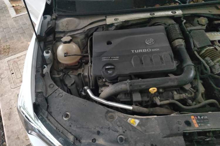 Used Buick Verano 2023 Pro Enjoyment Edition Engine Bay Right
