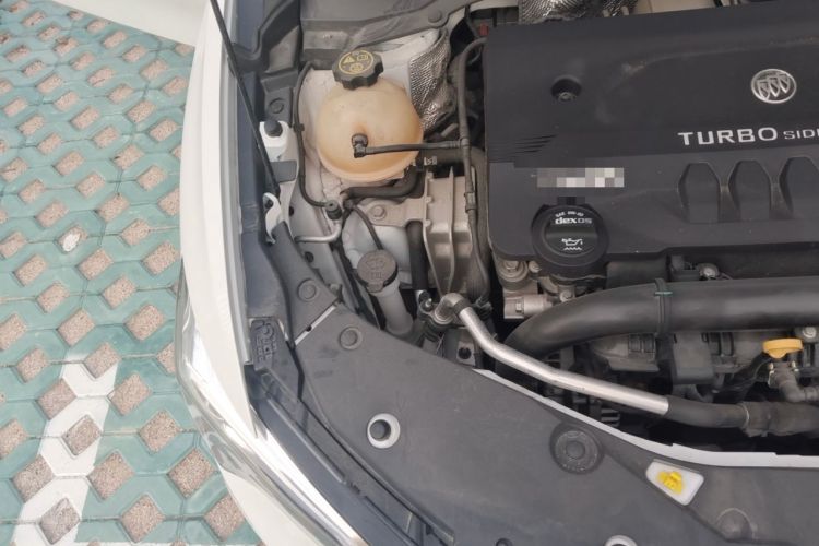 Used Buick Verano 2023 Pro Enjoyment Edition Engine Bay Right