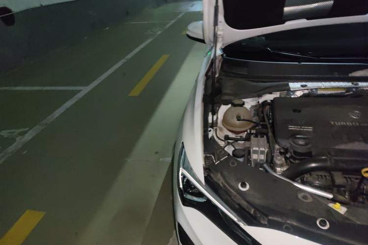 Used Buick Verano 2023 Pro Enjoyment Edition Engine Bay Right