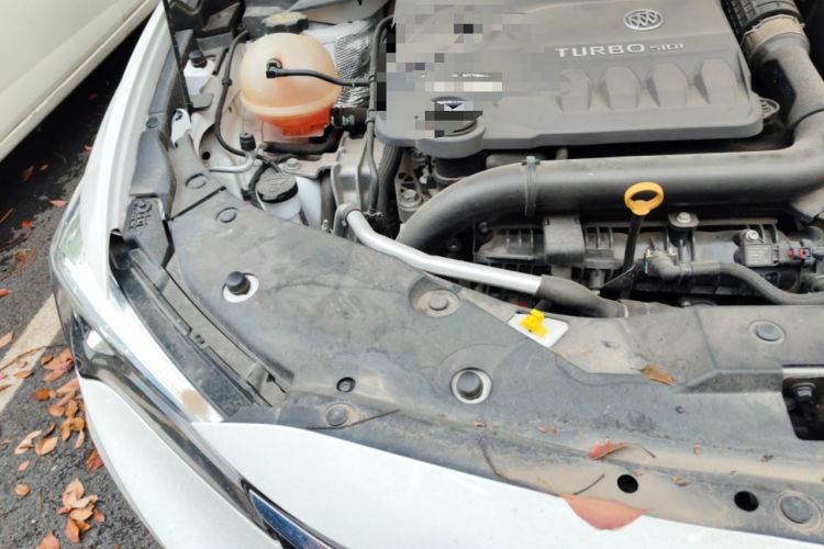Used Buick Verano 2023 Pro Enjoyment Edition Engine Bay Right