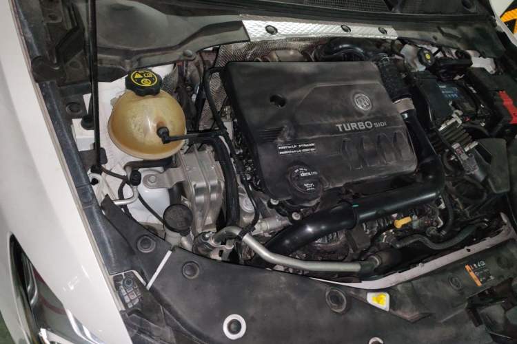 Used Buick Verano 2023 Pro Enjoyment Edition Engine Bay Right