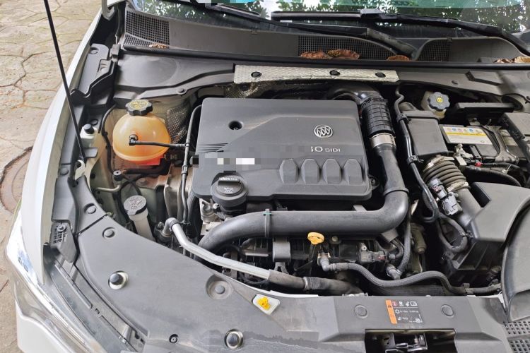 Used Buick Verano 2023 Pro GS Swift Edition Engine Bay Right