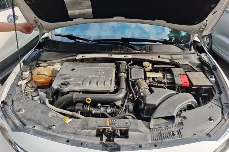 Used Buick Verano 2023 Pro Enjoyment Edition Engine Bay