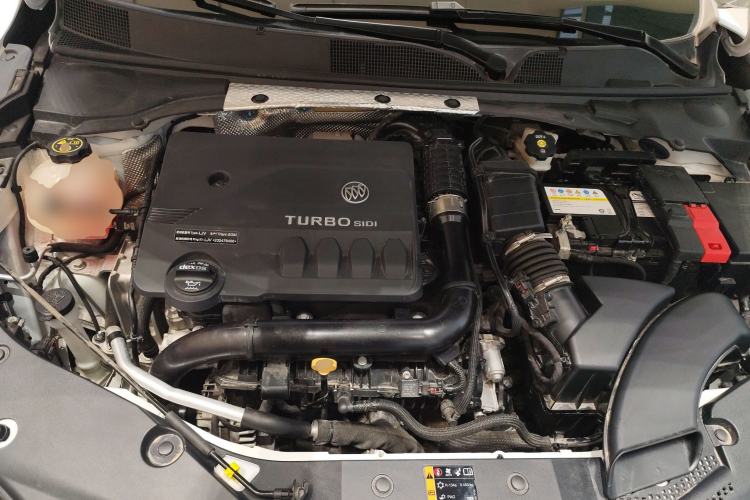 Used Buick Verano 2023 Pro GS Swift Edition Engine Bay