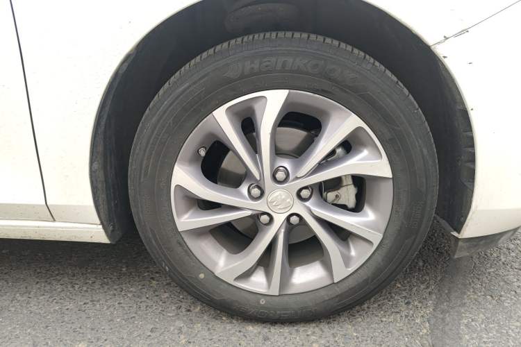 Used Buick Verano 2023 Pro Enjoyment Edition Exterior 1