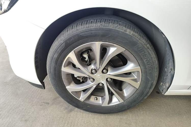 Used Buick Verano 2023 Pro Enjoyment Edition Exterior 2
