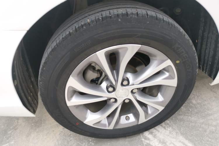 Used Buick Verano 2023 Pro Enjoyment Edition Exterior 3