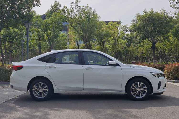 Used Buick Verano 2023 Pro Enjoyment Edition Exterior 3