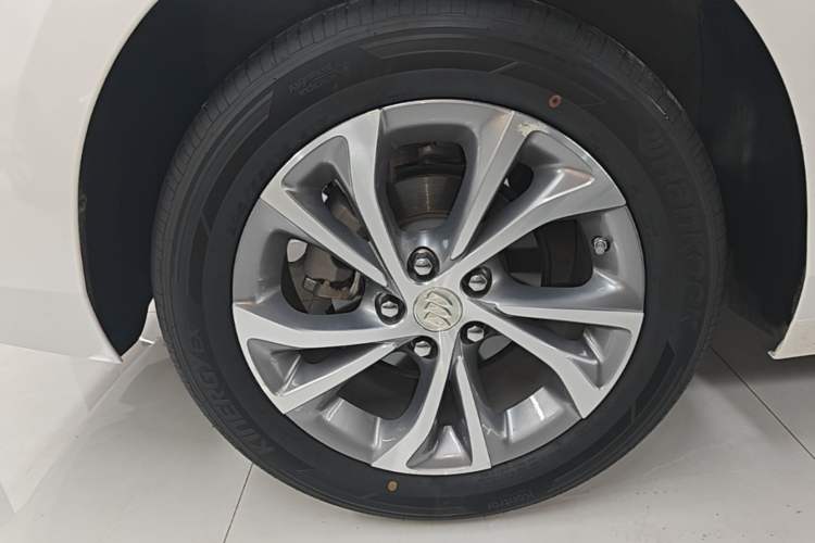 Used Buick Verano 2023 Pro Enjoyment Edition Exterior 4