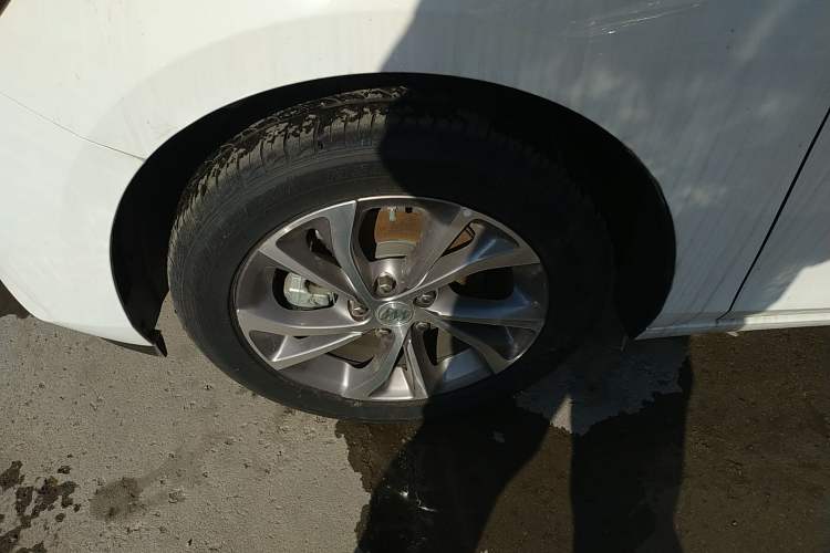 Used Buick Verano 2023 Pro Enjoyment Edition Exterior 4