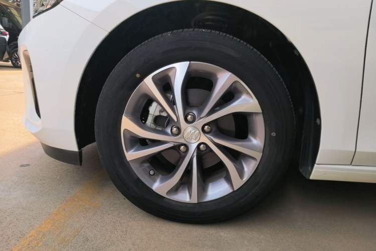 Used Buick Verano 2023 Pro Enjoyment Edition Exterior 4