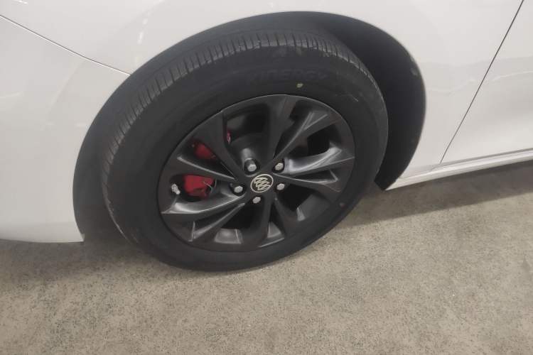 Used Buick Verano 2023 Pro GS Hunter Wind Edition Exterior 4