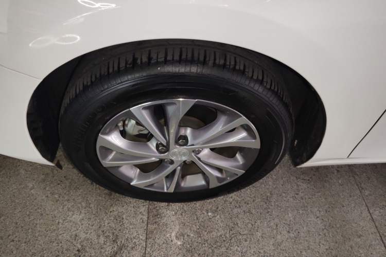 Used Buick Verano 2023 Pro Enjoyment Edition Exterior 4