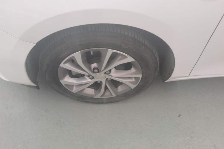 Used Buick Verano 2023 Pro Enjoyment Edition Exterior 4