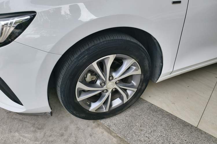 Used Buick Verano 2023 Pro Enjoyment Edition Exterior 4