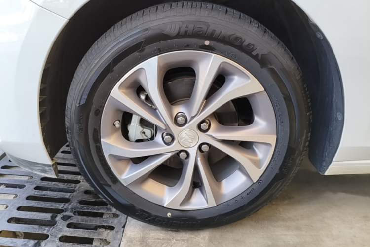 Used Buick Verano 2023 Pro Enjoyment Edition Exterior 4