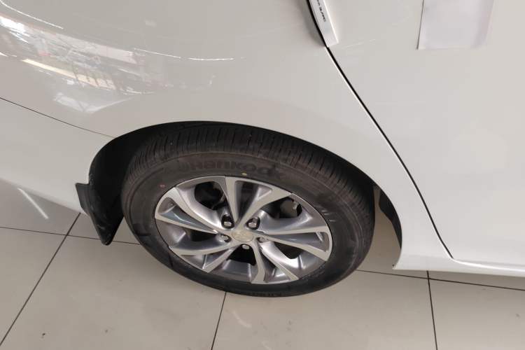Used Buick Verano 2023 Pro Enjoyment Edition Exterior 5