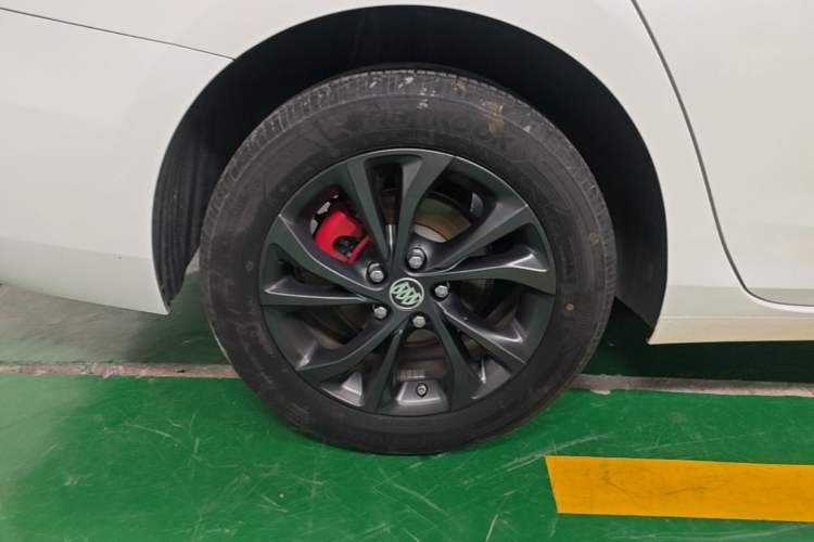 Used Buick Verano 2023 Pro GS Hunter Wind Edition Exterior 5
