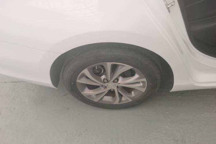Used Buick Verano 2023 Pro Enjoyment Edition Exterior 5