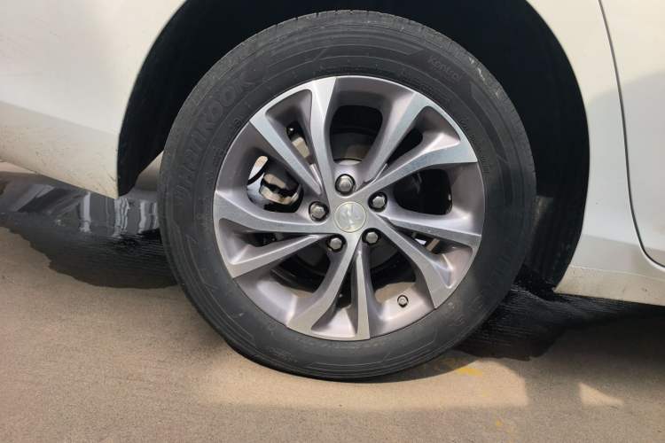 Used Buick Verano 2023 Pro Enjoyment Edition Exterior 5