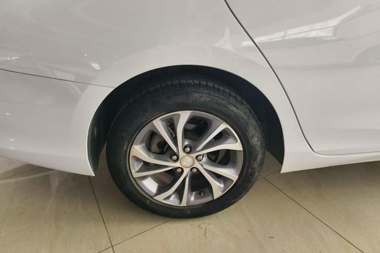 Used Buick Verano 2023 Pro Enjoyment Edition Exterior 5