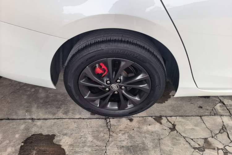 Used Buick Verano 2023 Pro GS Hunter Wind Edition Exterior 5
