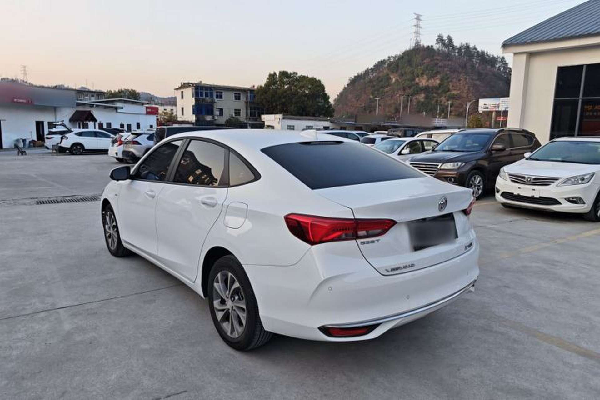 Used Buick Verano 2023 Pro Enjoyment Edition Exterior 6