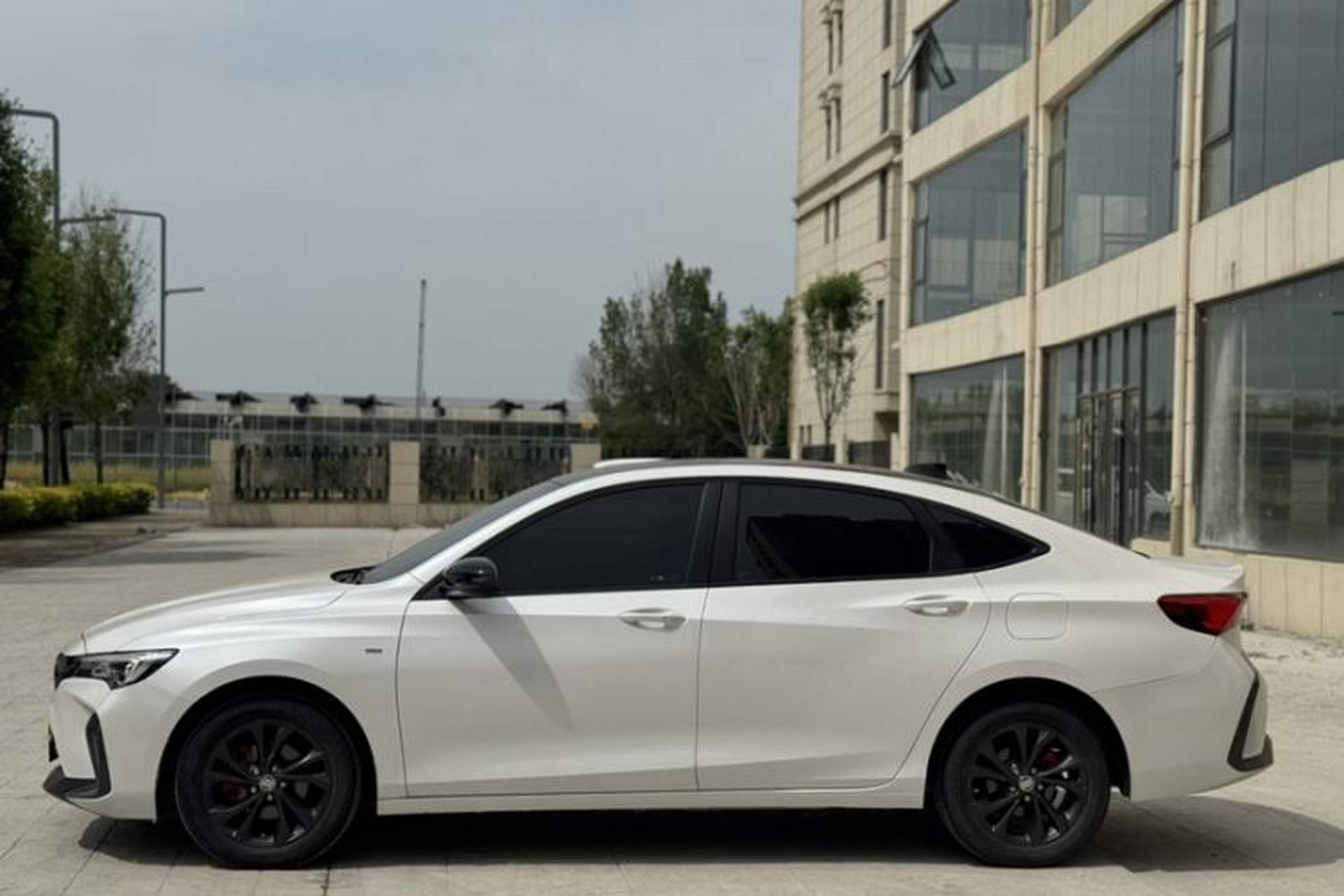 Used Buick Verano 2023 Pro GS Hunter Wind Edition Exterior 6