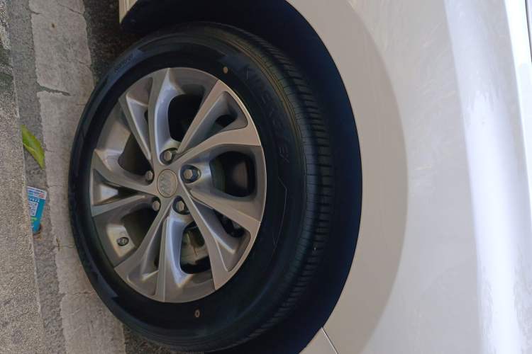 Used Buick Verano 2023 Pro Enjoyment Edition Exterior 7
