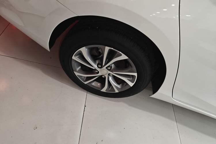 Used Buick Verano 2023 Pro Enjoyment Edition Exterior 8