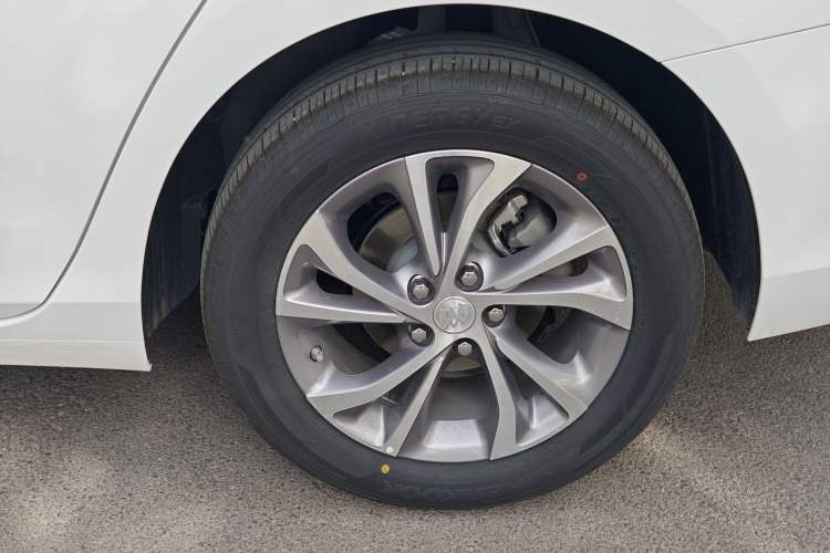 Used Buick Verano 2023 Pro Enjoyment Edition Exterior 8