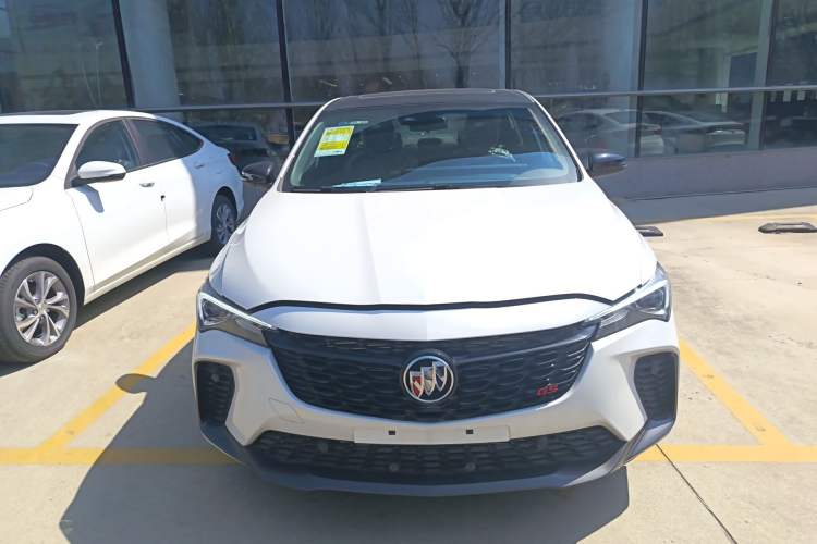 Used Buick Verano 2023 Pro GS Hunter Wind Edition Front