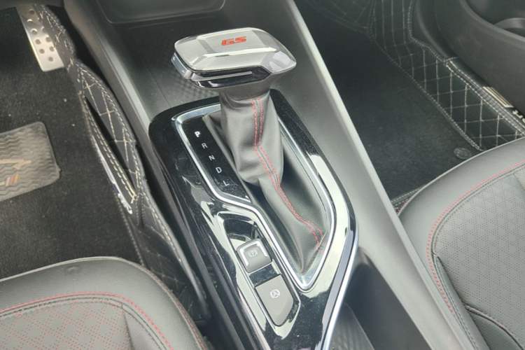Used Buick Verano 2023 Pro GS Hunter Wind Edition Gear Lever