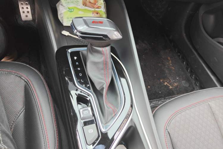 Used Buick Verano 2023 Pro GS Hunter Wind Edition Gear Lever