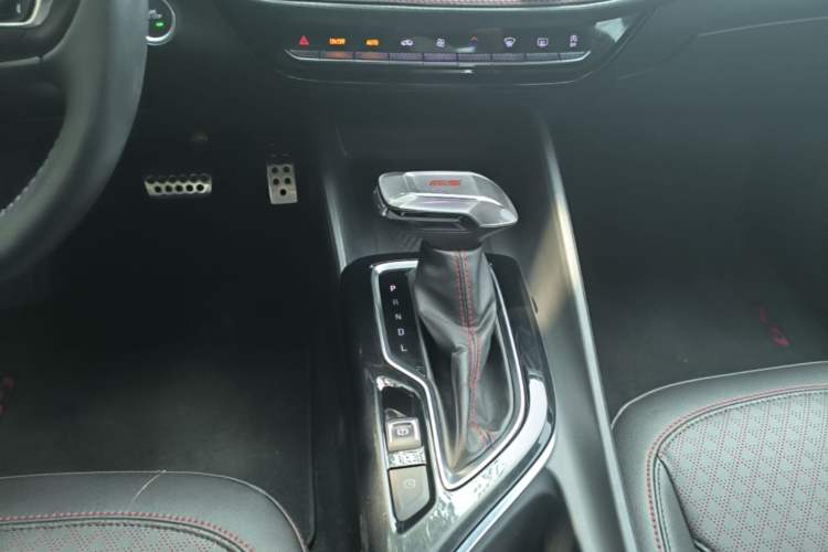 Used Buick Verano 2023 Pro GS Hunter Wind Edition Gear Lever