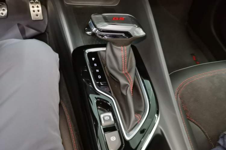 Used Buick Verano 2023 Pro GS Swift Edition Gear Lever