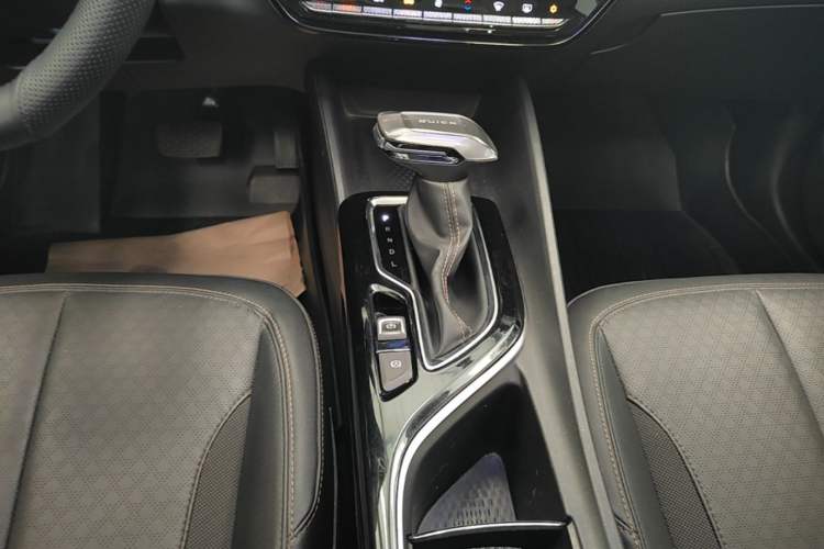 Used Buick Verano 2023 Pro Enjoyment Edition Gear Lever